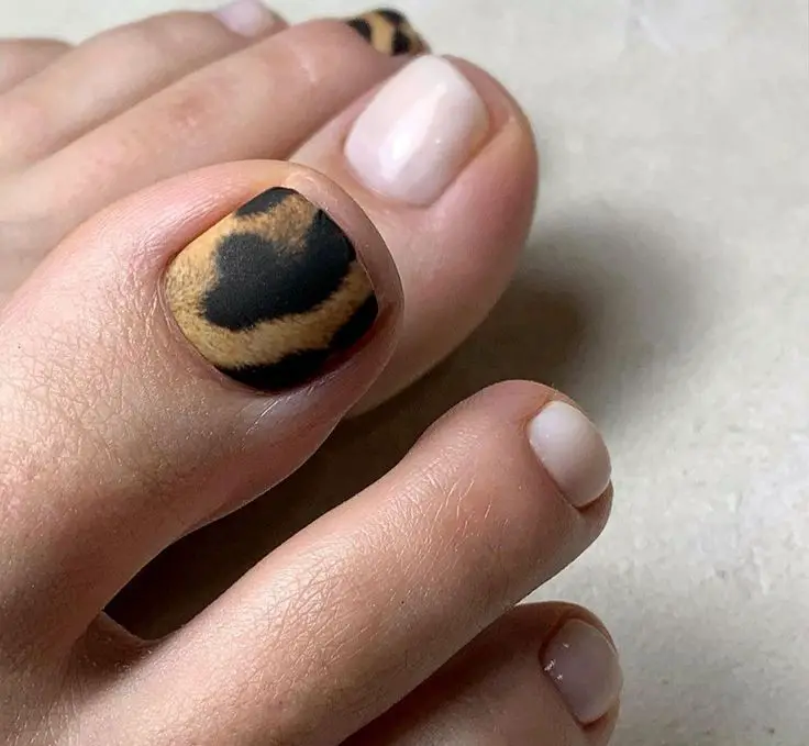 20 Stunning Fall Toe Nail Colors for 2024: Best Autumn Pedicure Ideas and Trends