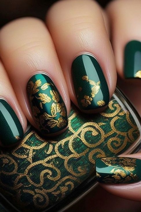 Fall Green Nails 2024: Trendy Designs to Elevate Your Autumn Look