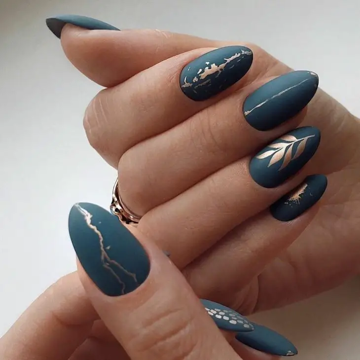 Blue Fall Nails 2024: Captivating Styles for the Season