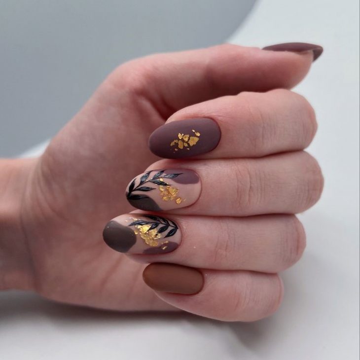 Fall Leaf Nail Art: Embrace the Season with Stunning Designs