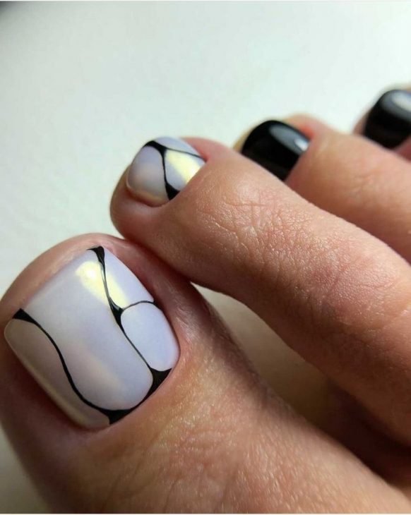 Fall Toe Nail Art: Stunning Designs and  20 Ideas