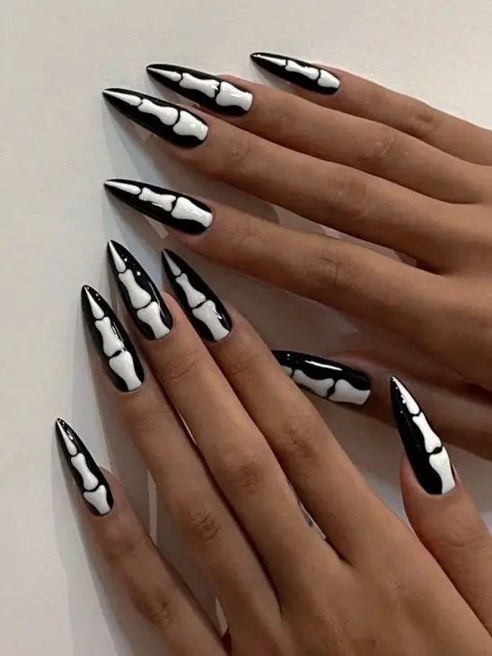 Goth Fall Nails: Embrace the Dark Elegance