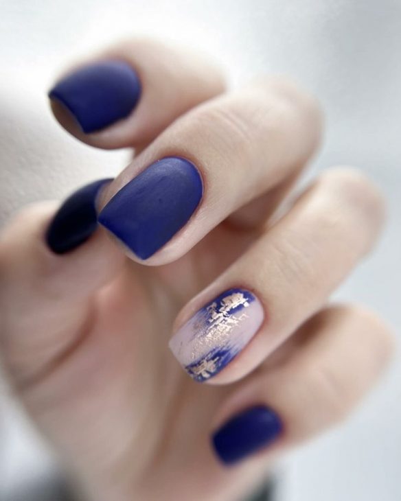 Navy Blue Fall Nails: Stunning Designs for the Season