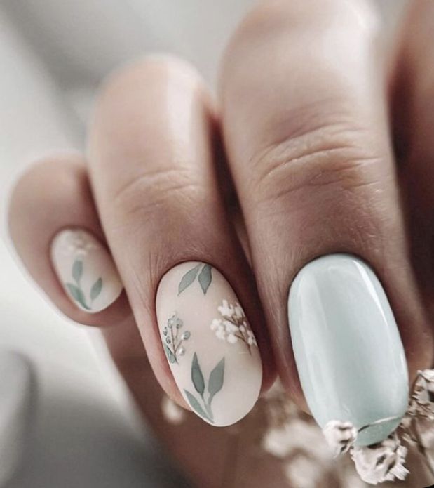 Fall Flowers Nail Art: Captivating Designs for the Season