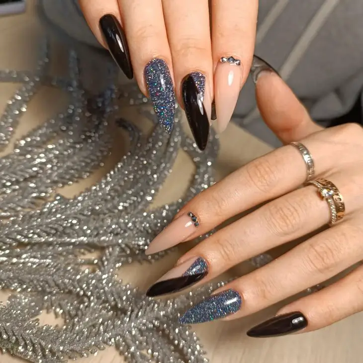 21 Trendy Dark Fall Nail Colors for 2024: Gel, Matte, Acrylic, Dip Powder, and OPI Designs