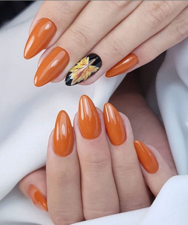 20 Unique Fall Leaves Nail Art Designs for 2024