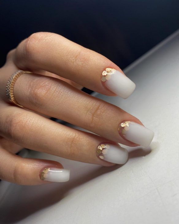 Fall Shellac Nails: Chic Ideas and Designs for the Season