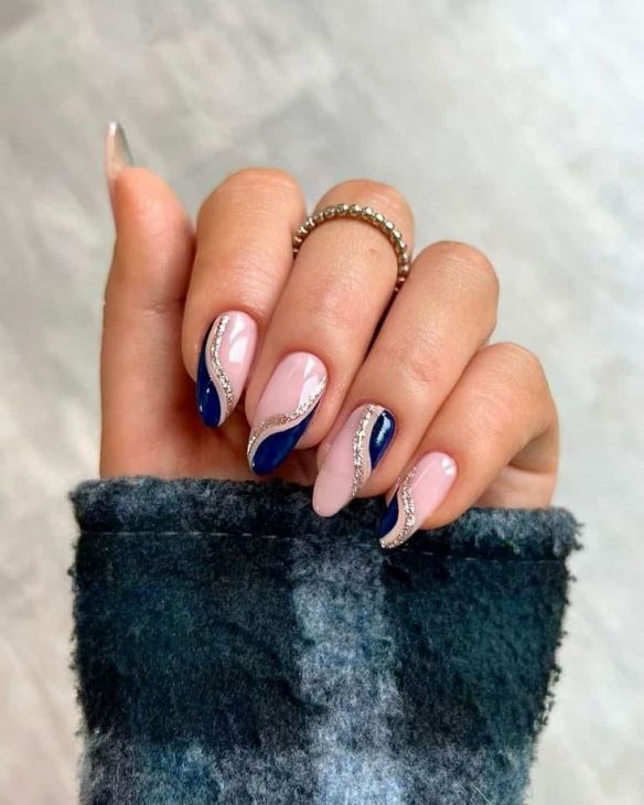 Navy Blue Fall Nails: Stunning Designs for the Season