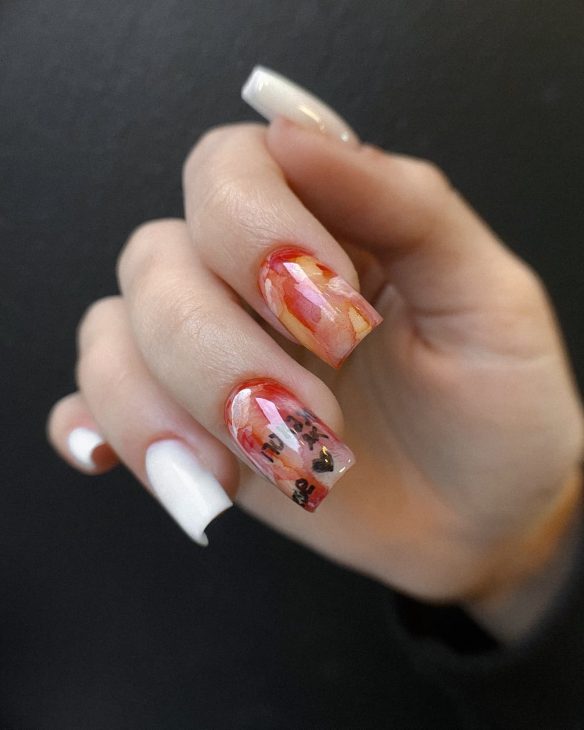 Beautiful Fall Nails: The Ultimate Guide to Stunning Autumn Manicures