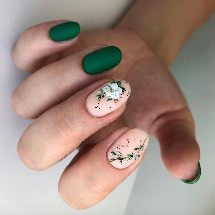 Fall Flowers Nail Art: Captivating Designs for the Season