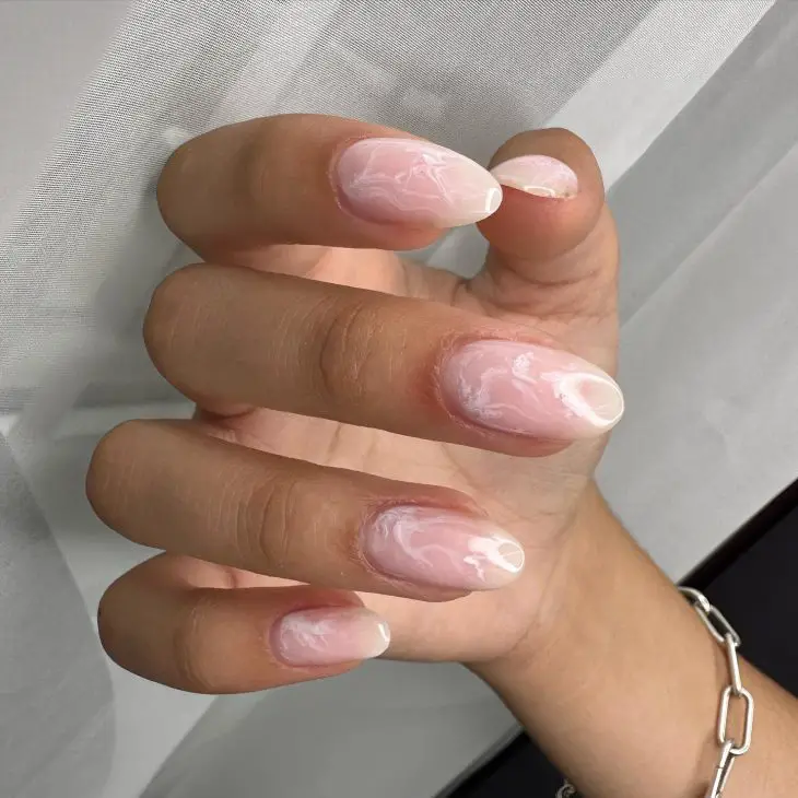 Fall Almond Nails 2024: Elegant and Trendy Ideas