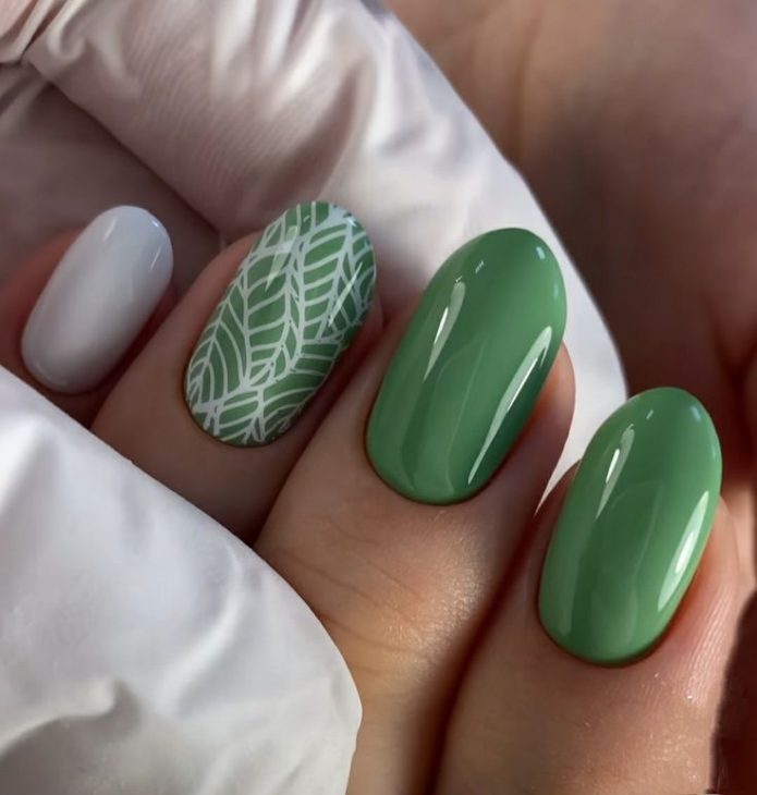 Fall Green Nails 2024: Trendy Designs to Elevate Your Autumn Look