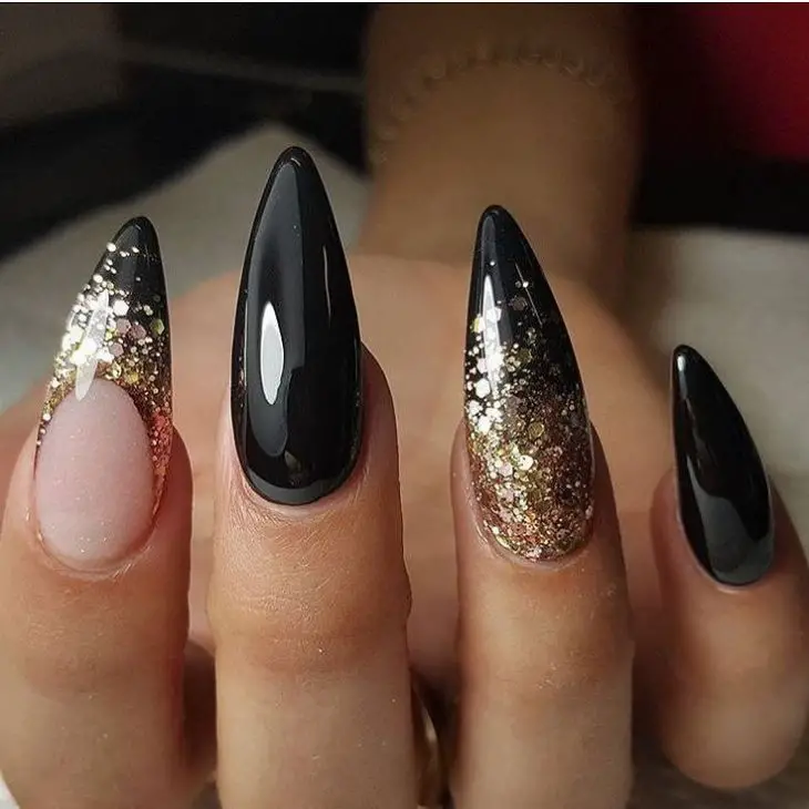 Fall Sparkle Nails: A Guide to Glamorous Manicures