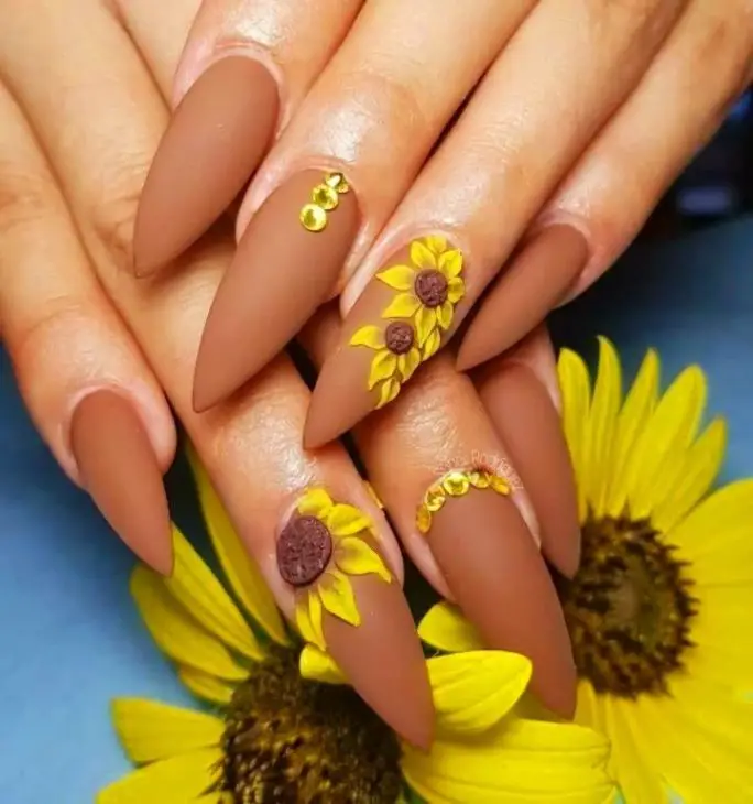 Fall Sunflower Nails: A Guide to Stunning Autumn Designs