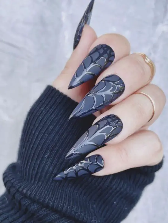 Goth Fall Nails: Embrace the Dark Elegance