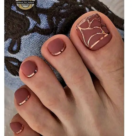 Fall Toe Nail Art: Stunning Designs and  20 Ideas