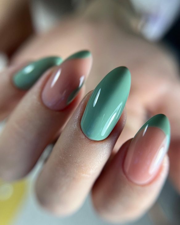 20 Stunning Fall Nails Almond Shape Ideas for 2024: Designs, Short, Long, and French Tips