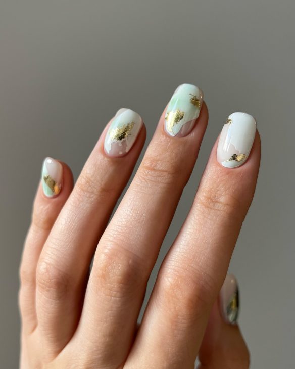 Fall Sparkle Nails: A Guide to Glamorous Manicures