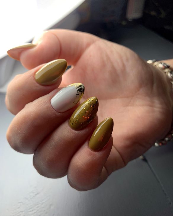 Fall Nail Styles: Embrace the Season with Stunning Nail Designs