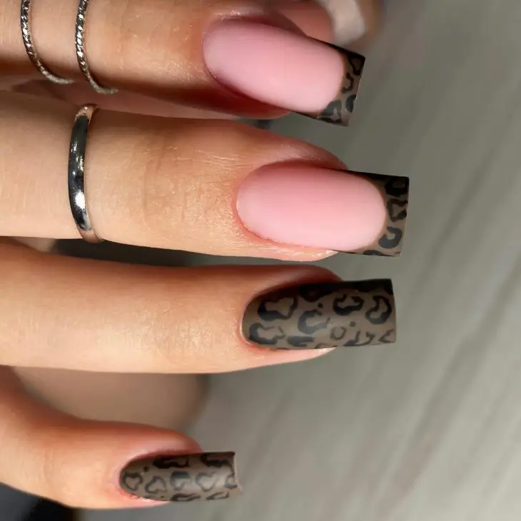 21 Trendy Fall French Tip Nail Designs for 2024: From Classic to Modern Styles