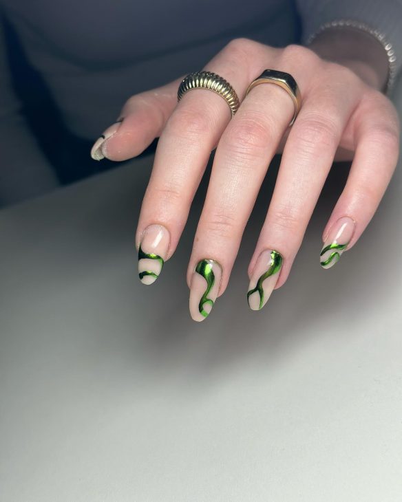 Fall Green Nails 2024: Trendy Designs to Elevate Your Autumn Look