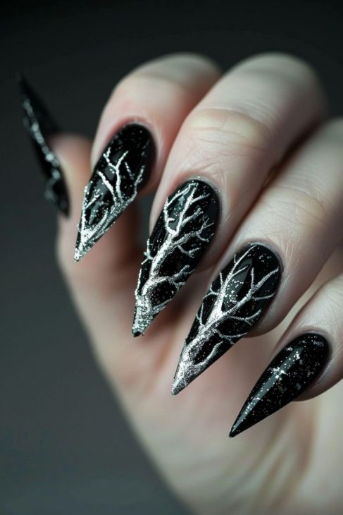 Goth Fall Nails: Embrace the Dark Elegance