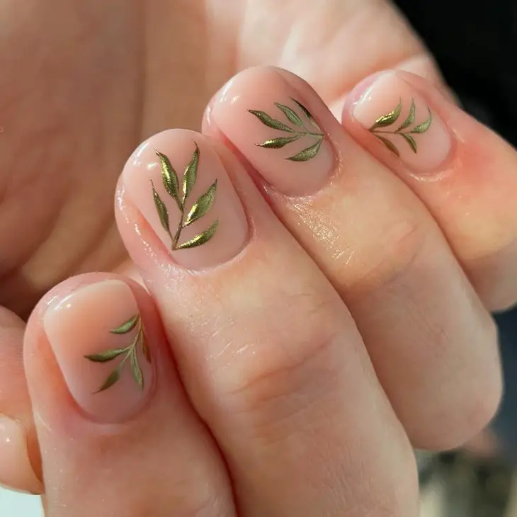 Fall Leaf Nail Art: Embrace the Season with Stunning Designs