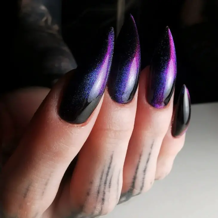 Fall Cat Eye Nails: Captivating Designs for the Season