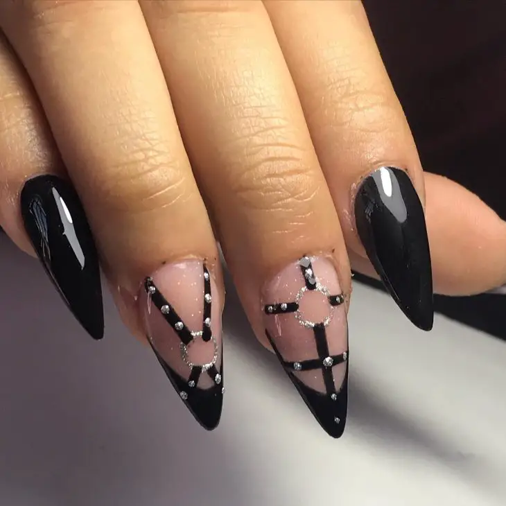 Goth Fall Nails: Embrace the Dark Elegance