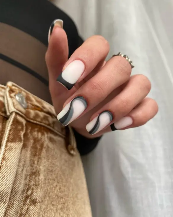 Fall Nail Styles: Embrace the Season with Stunning Nail Designs