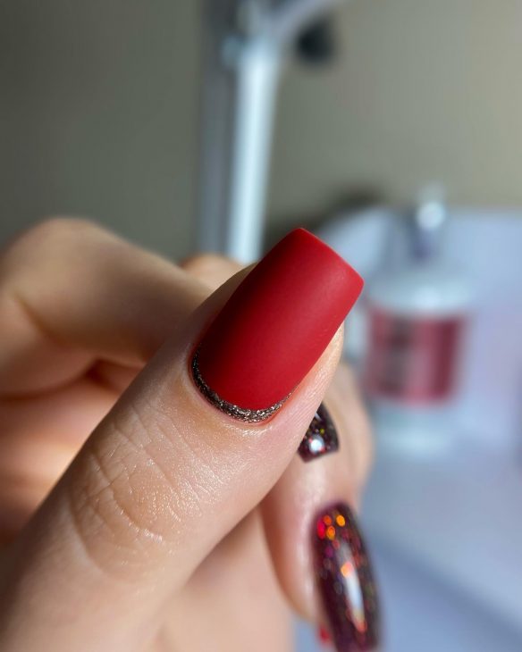 Red Fall Nails 2024: A Vibrant Journey into Autumn's Hottest Trends