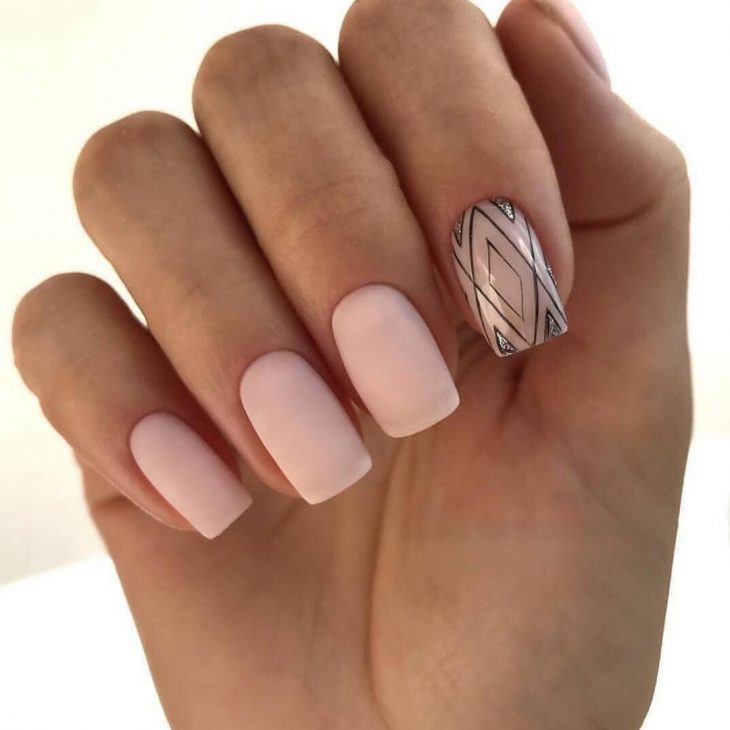 Fall Nails Square 2024: Exploring Trendy Designs for the Season