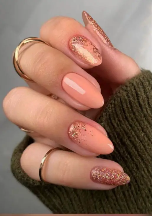 Fall Nails Glitter: Stunning Ideas to Sparkle This Season