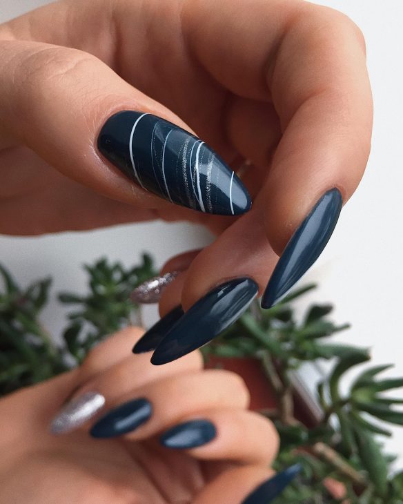 Fall Dip Nails 2024: Trendy and Timeless Manicure Ideas