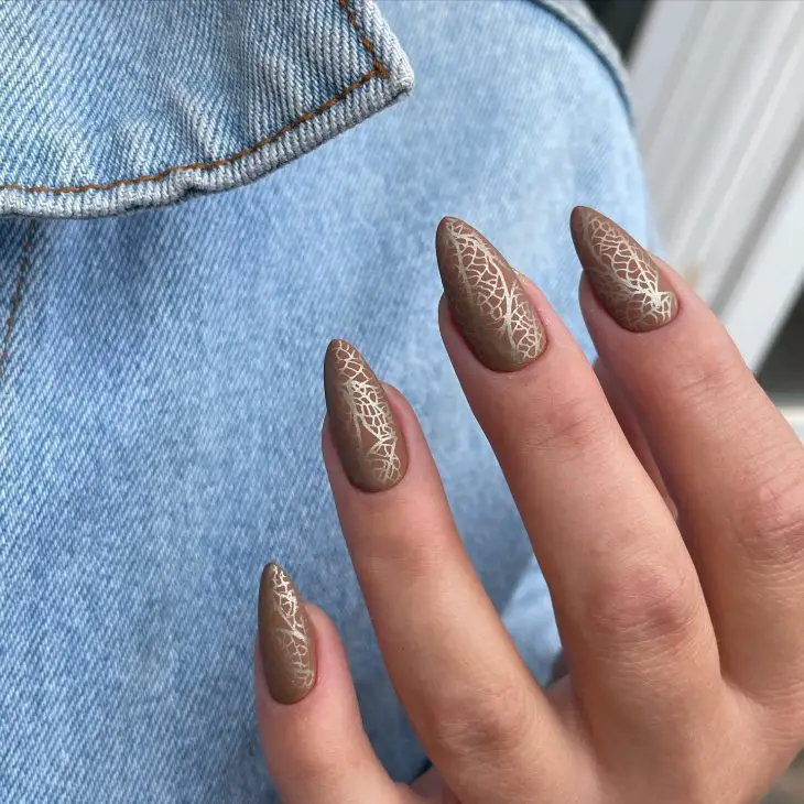 20 Stunning Fall Nails Almond Shape Ideas for 2024: Designs, Short, Long, and French Tips