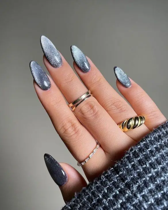 Fall Cat Eye Nails: Captivating Designs for the Season