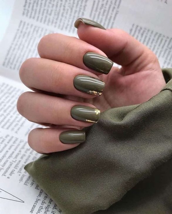 Fall Green Nails 2024: Trendy Designs to Elevate Your Autumn Look