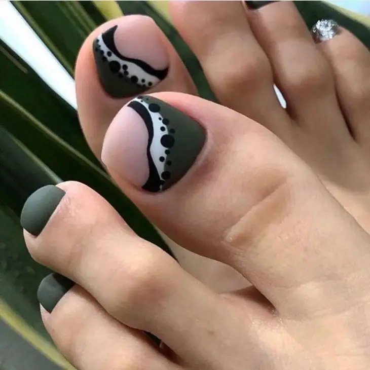 Fall Toe Nail Art: Stunning Designs and  20 Ideas