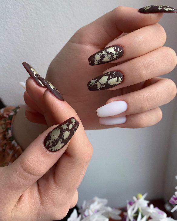 Fall Dip Nails 2024: Trendy and Timeless Manicure Ideas