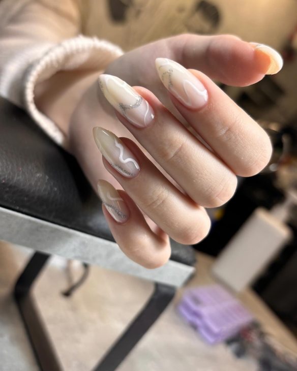 20 Simple Fall Nail Designs 2024: Classy Almond, Square, and Short Nails Ideas for Autumn