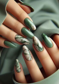 Fall Green Nails 2024: Trendy Designs to Elevate Your Autumn Look