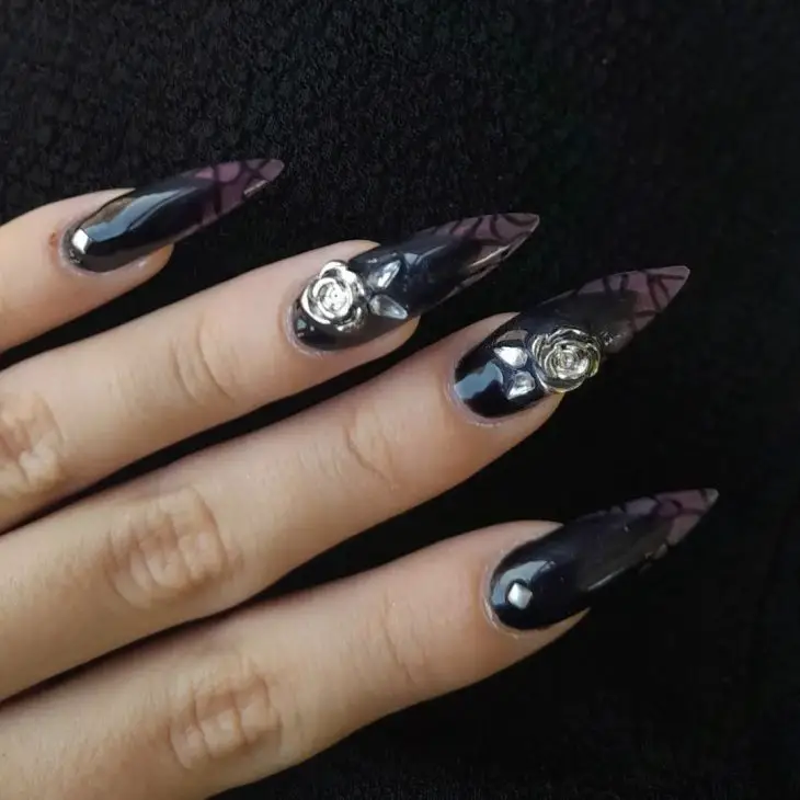 Goth Fall Nails: Embrace the Dark Elegance