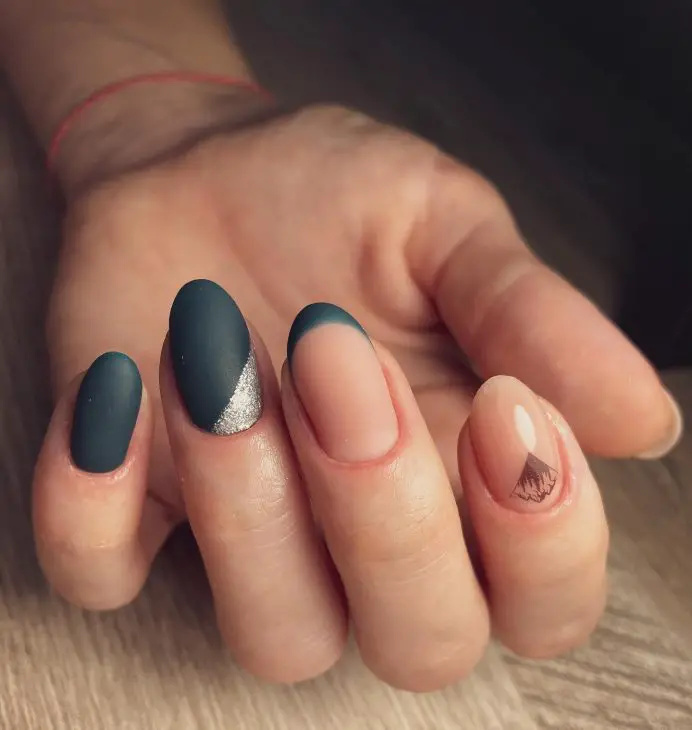 21 Trendy Fall French Tip Nail Designs for 2024: From Classic to Modern Styles