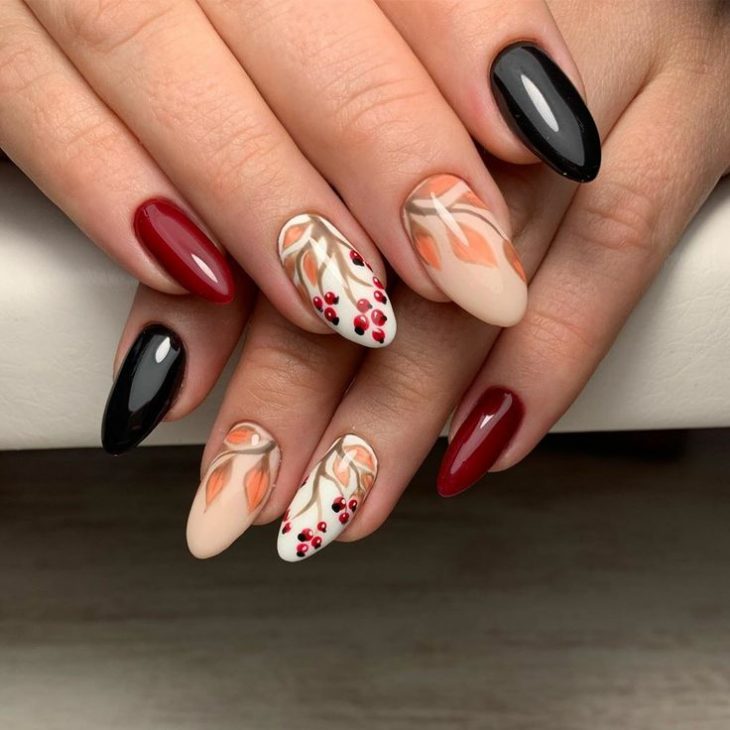 20 Unique Fall Leaves Nail Art Designs for 2024