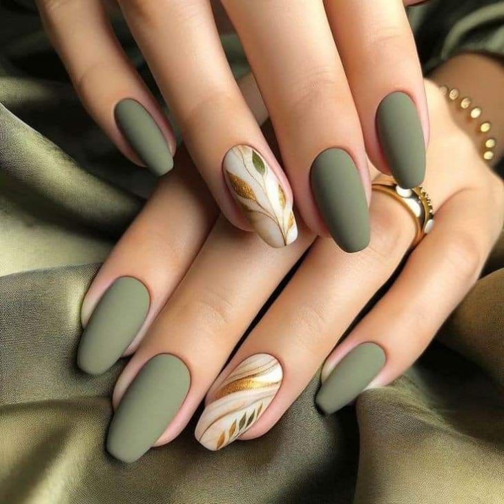 Fall Green Nails 2024: Trendy Designs to Elevate Your Autumn Look