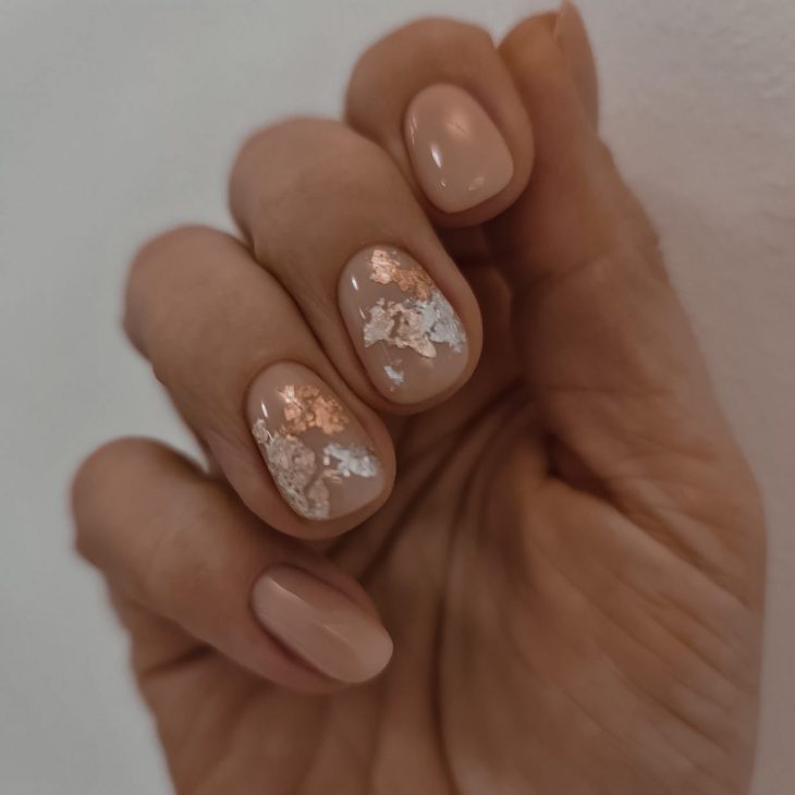 20 Stunning Nude Fall Nails Ideas for 2024: Elegant Designs for Almond, Coffin, and Short Nails