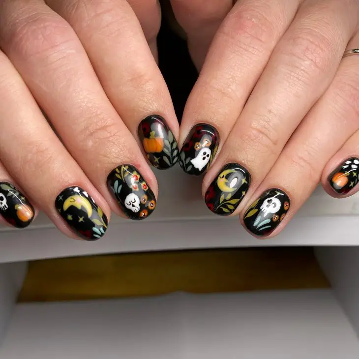 Halloween Nails Ideas: Spooky Chic for Every Style