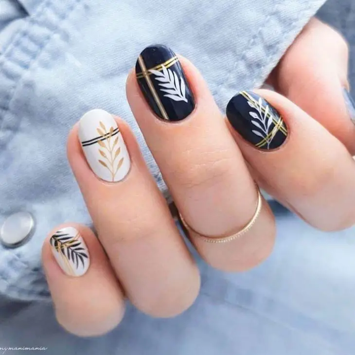 20 Inspiring Fall Nail Ideas for 2024: Elevate Your Autumn Style with Simple Designs