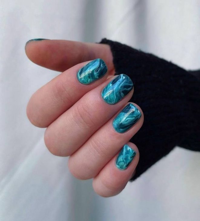 20 Fall Beach Nail Ideas for 2024: Stunning Designs for Every Beach Getaway