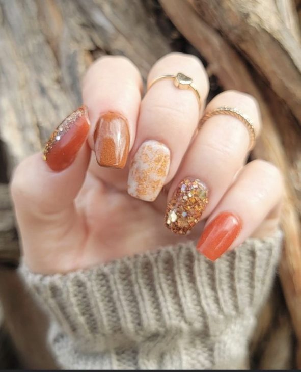 20 Stunning Fall Nails Glitter Ideas to Shine Bright This Autumn